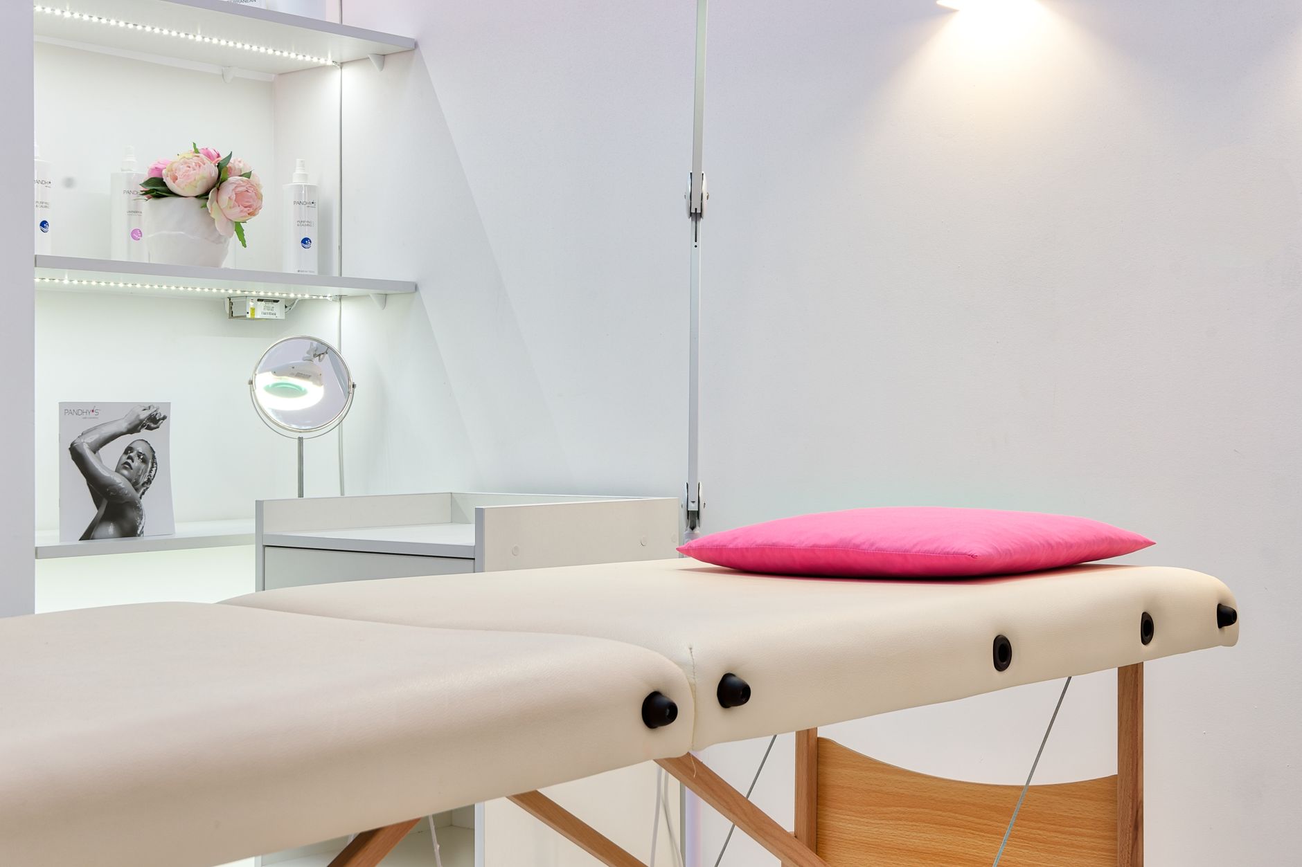 Salon de beauté équipe à Saint-Maur-des-Fossés